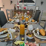 L'antre D'eux Bed & Breakfast