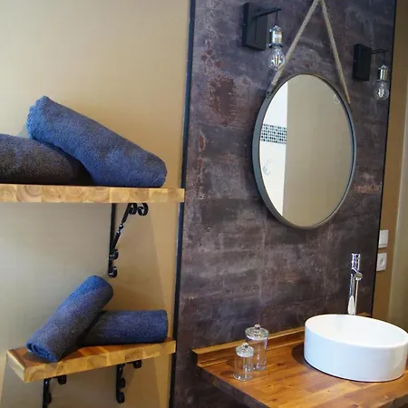 Oda ve Kahvaltı L'antre D'eux Carcassonne